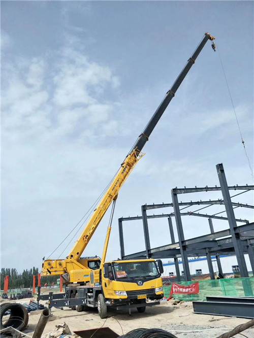 瑶海区超高层建筑钢结构吊装案例